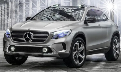 Mercedes-Benz GLA #11