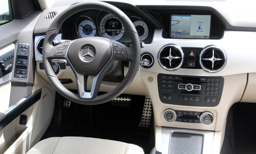 Mercedes-Benz GLK #7