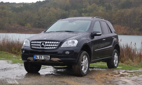 Mercedes-Benz ML 280 #2