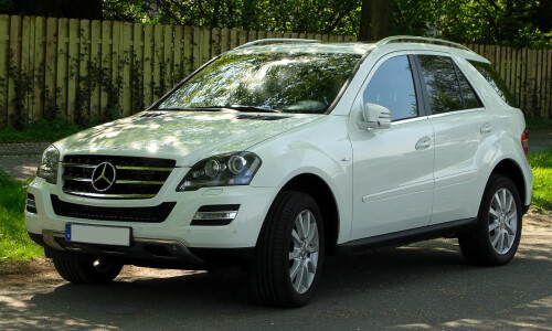 Mercedes-Benz ML 300 CDI #3