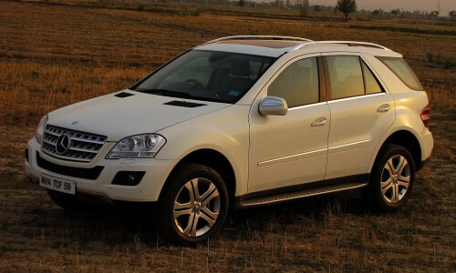 Mercedes-Benz ML 320 CDI #11