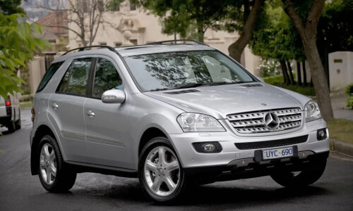 Mercedes-Benz ML 500 #3