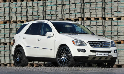 Mercedes-Benz ML 500 #15