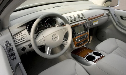 Mercedes-Benz R 320 #7