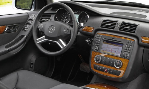 Mercedes-Benz R 320 #9