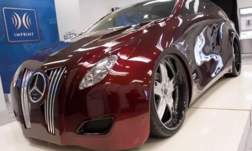 Mercedes-Benz R 500 #1
