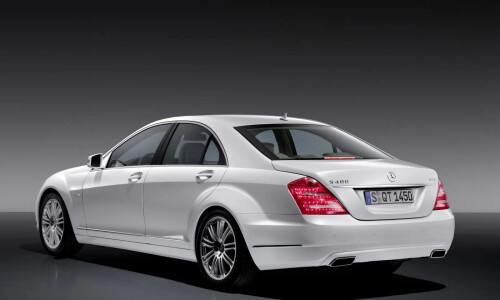 Mercedes-Benz S 400 Hybrid #1