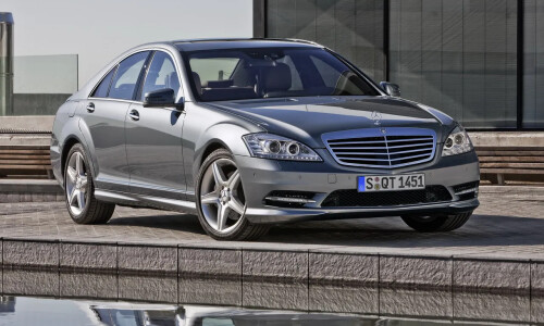 Mercedes-Benz S 500 #9