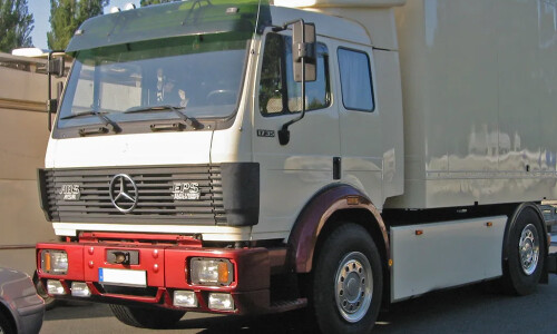 Mercedes-Benz SK #2