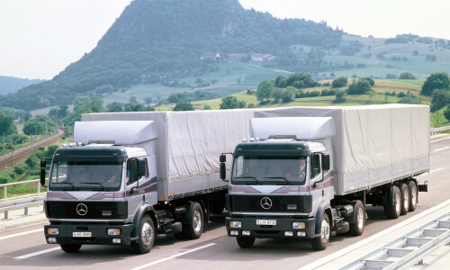 Mercedes-Benz SK #15