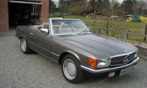 Mercedes-Benz SL 280 #18
