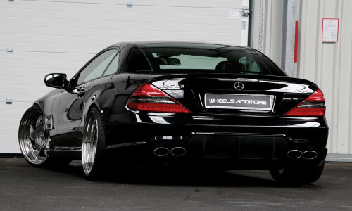 Mercedes-Benz SL 63 AMG #11