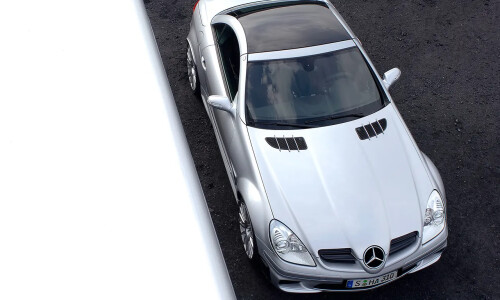 Mercedes-Benz SLK Black Series #12