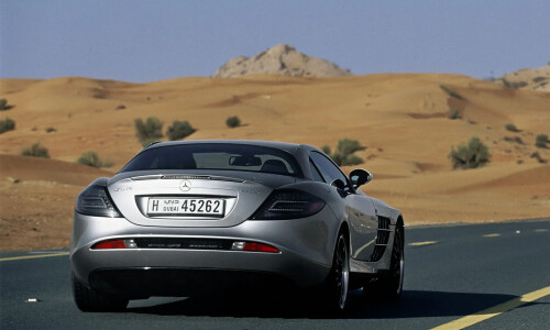 Mercedes-Benz SLR 722 Edition #10