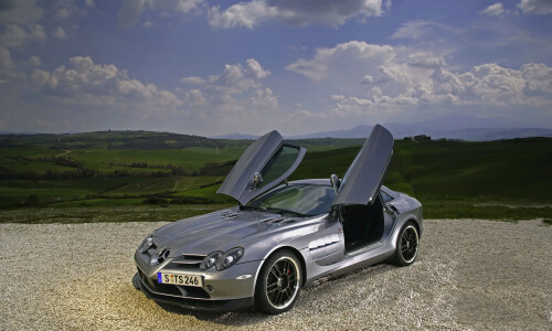 Mercedes-Benz SLR McLaren 722 #12