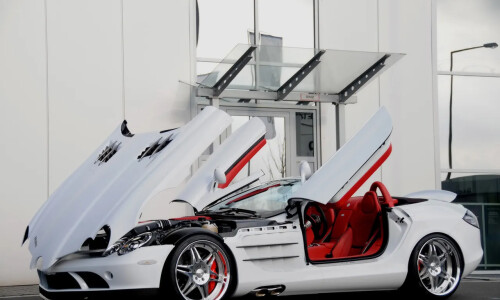 Mercedes-Benz SLR McLaren Roadster #7