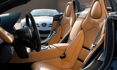 Mercedes-Benz SLR McLaren Roadster #15