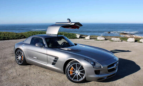 Mercedes-Benz SLS AMG #4
