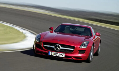 Mercedes-Benz SLS AMG #7