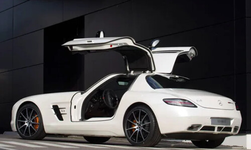 Mercedes-Benz SLS AMG GT #3