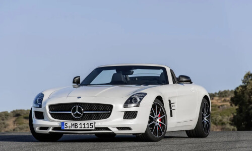 Mercedes-Benz SLS AMG GT #5