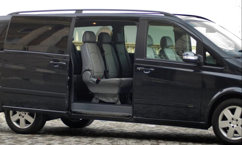 Mercedes-Benz Viano #2
