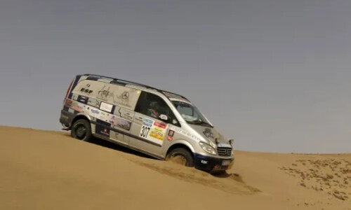 Mercedes-Benz Viano 4MATIC #4