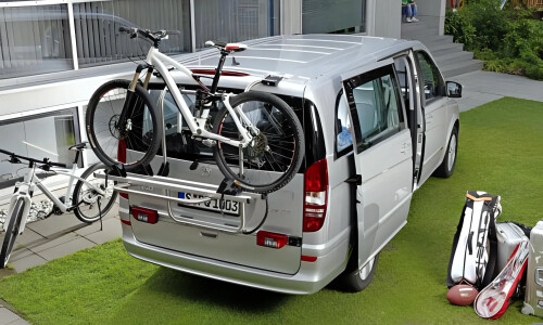 Mercedes-Benz Viano 4MATIC #11