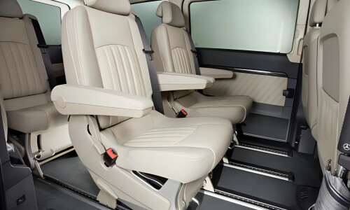 Mercedes-Benz Viano 4MATIC #13
