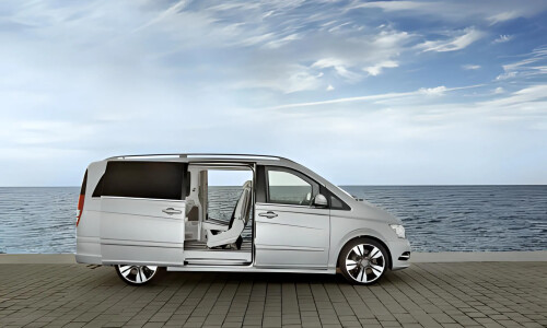 Mercedes-Benz Viano Vision Pearl #9