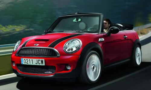 MINI Cabrio John Cooper Works #1