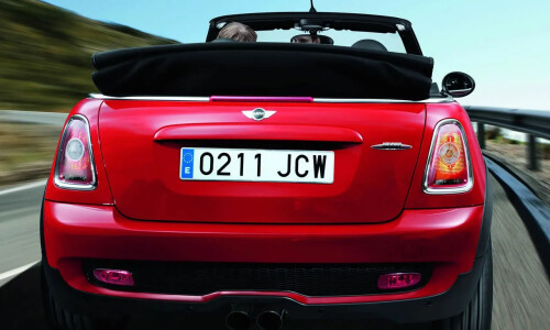 MINI Cabrio John Cooper Works #7