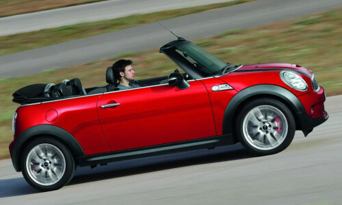 MINI Cabrio John Cooper Works #11