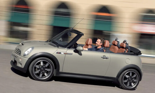 MINI Cooper S Cabrio Sidewalk #15