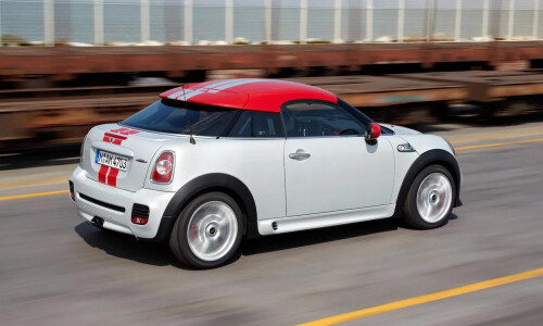 MINI Coupe John Cooper Works #7