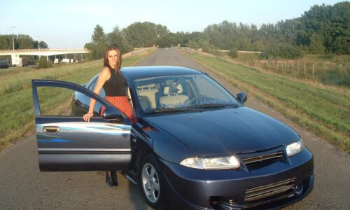 Mitsubishi Carisma #6