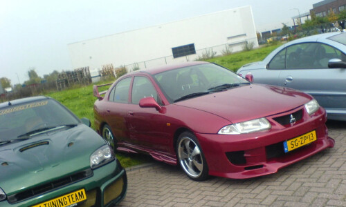 Mitsubishi Carisma #9