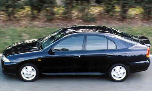 Mitsubishi Carisma Sport #3