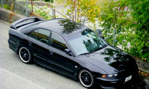 Mitsubishi Galant #15