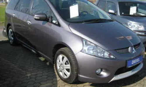 Mitsubishi Grandis 30 Jahre #5