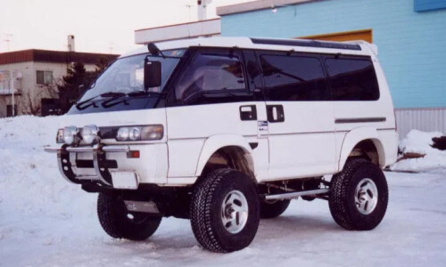 Mitsubishi L300 #5