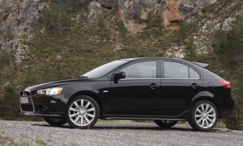 Mitsubishi Lancer 2.0 DI-D #9