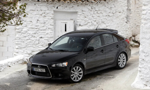 Mitsubishi Lancer Sportback #8