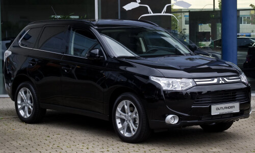 Mitsubishi Outlander #8