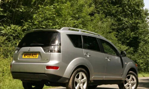 Mitsubishi Outlander 2.0 DI-D #1