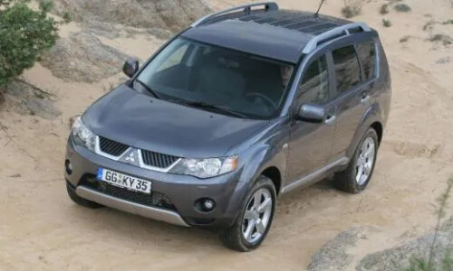 Mitsubishi Outlander 2.0 DI-D #9
