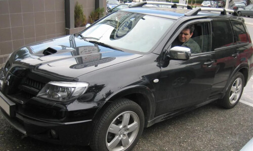 Mitsubishi Outlander Turbo #2