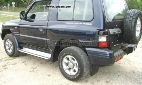 Mitsubishi Pajero Classic #5