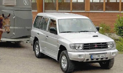 Mitsubishi Pajero Classic #7
