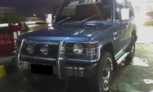 Mitsubishi Pajero Classic #12